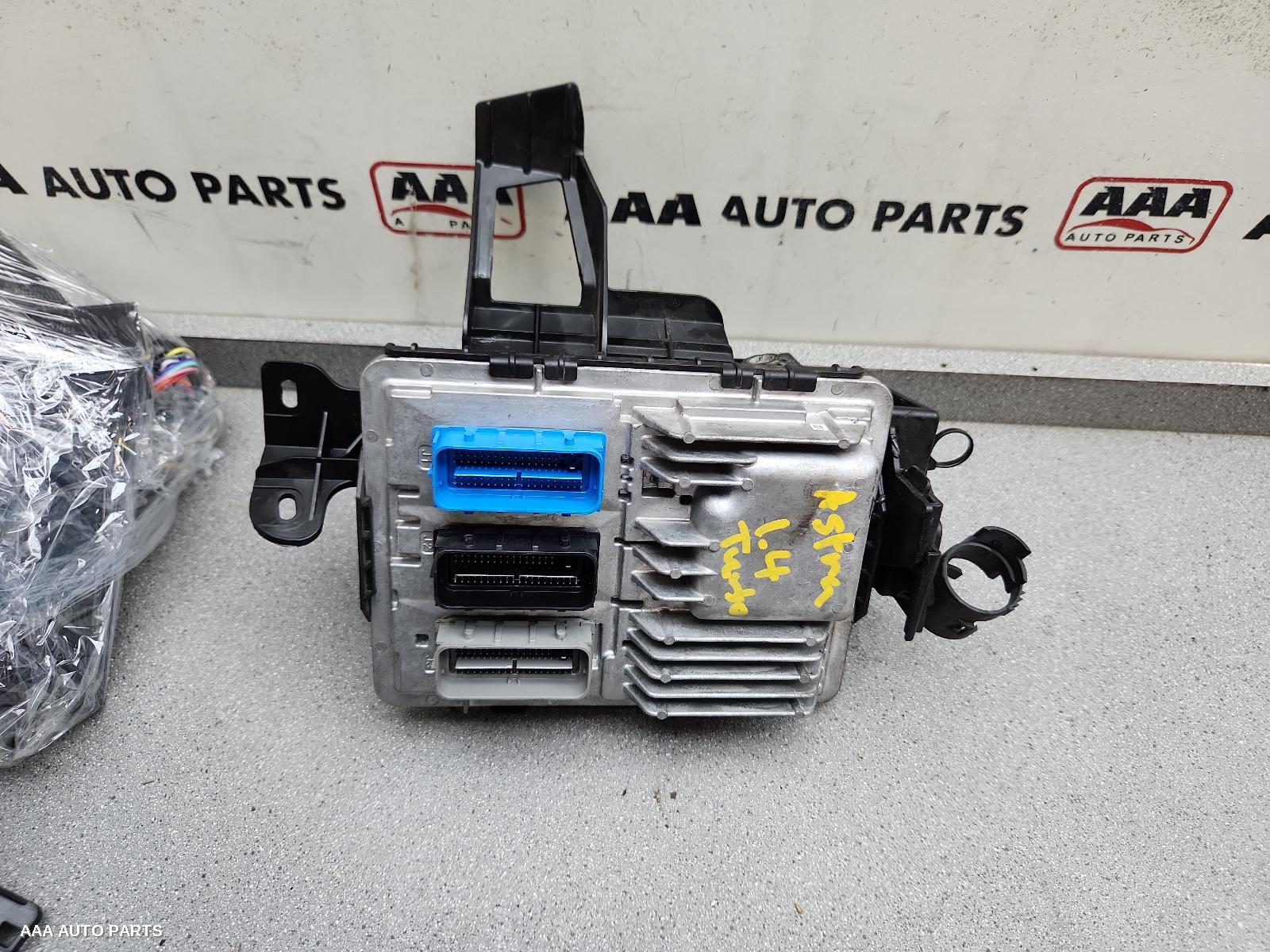Ecu HOLDEN ASTRA 2017 (00001423)