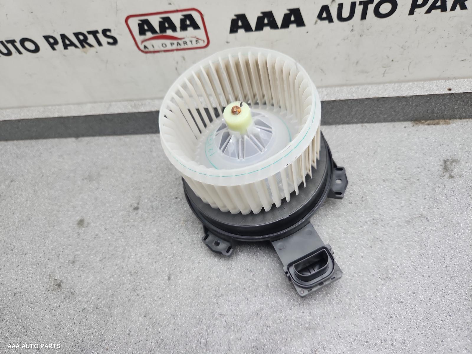Heater Fan Motor SUZUKI BALENO 2022 (00001154) - Image 2