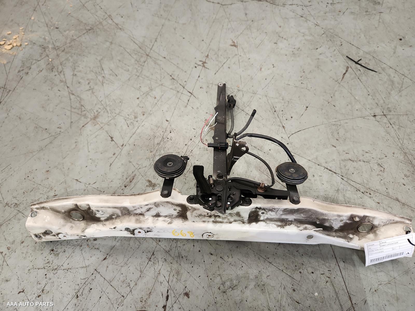 Bonnet Lock/Support TOYOTA AURION 2011 (00000668)