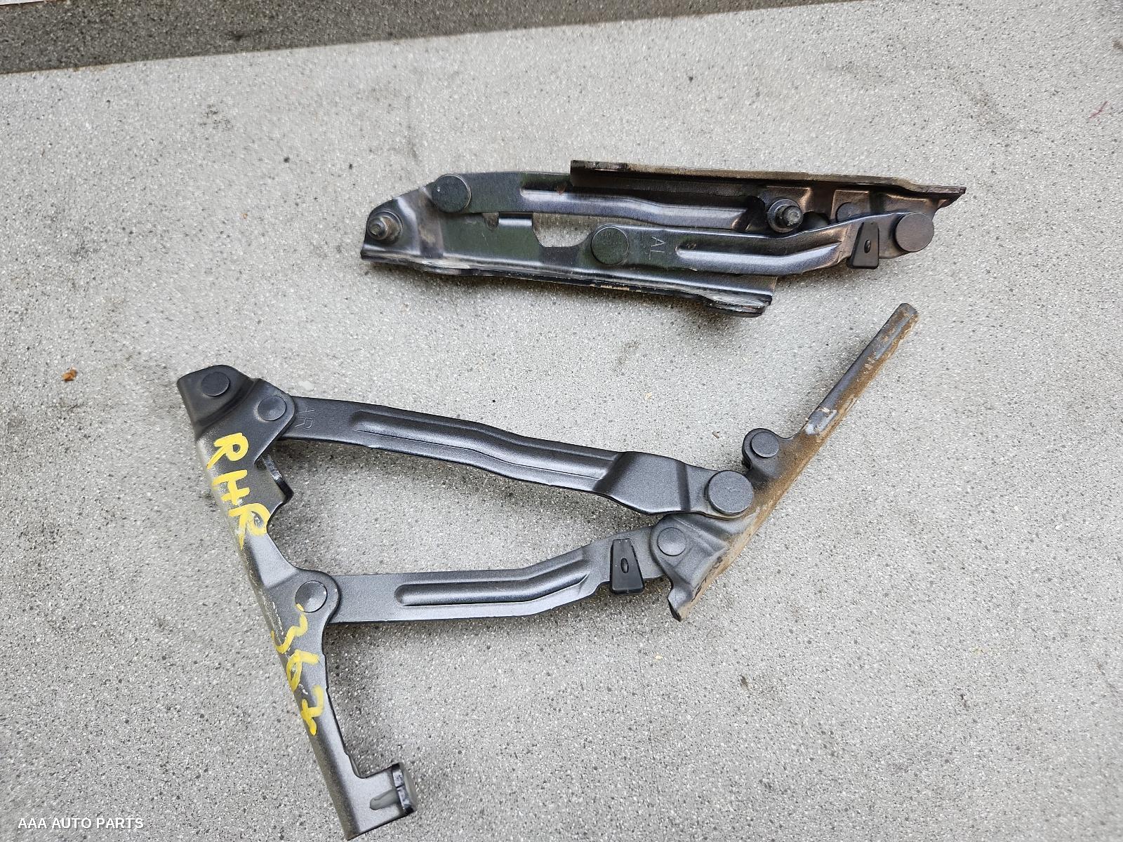 Bootlid/Tgate Hinge TOYOTA 86 2013 (00000367) - Image 2