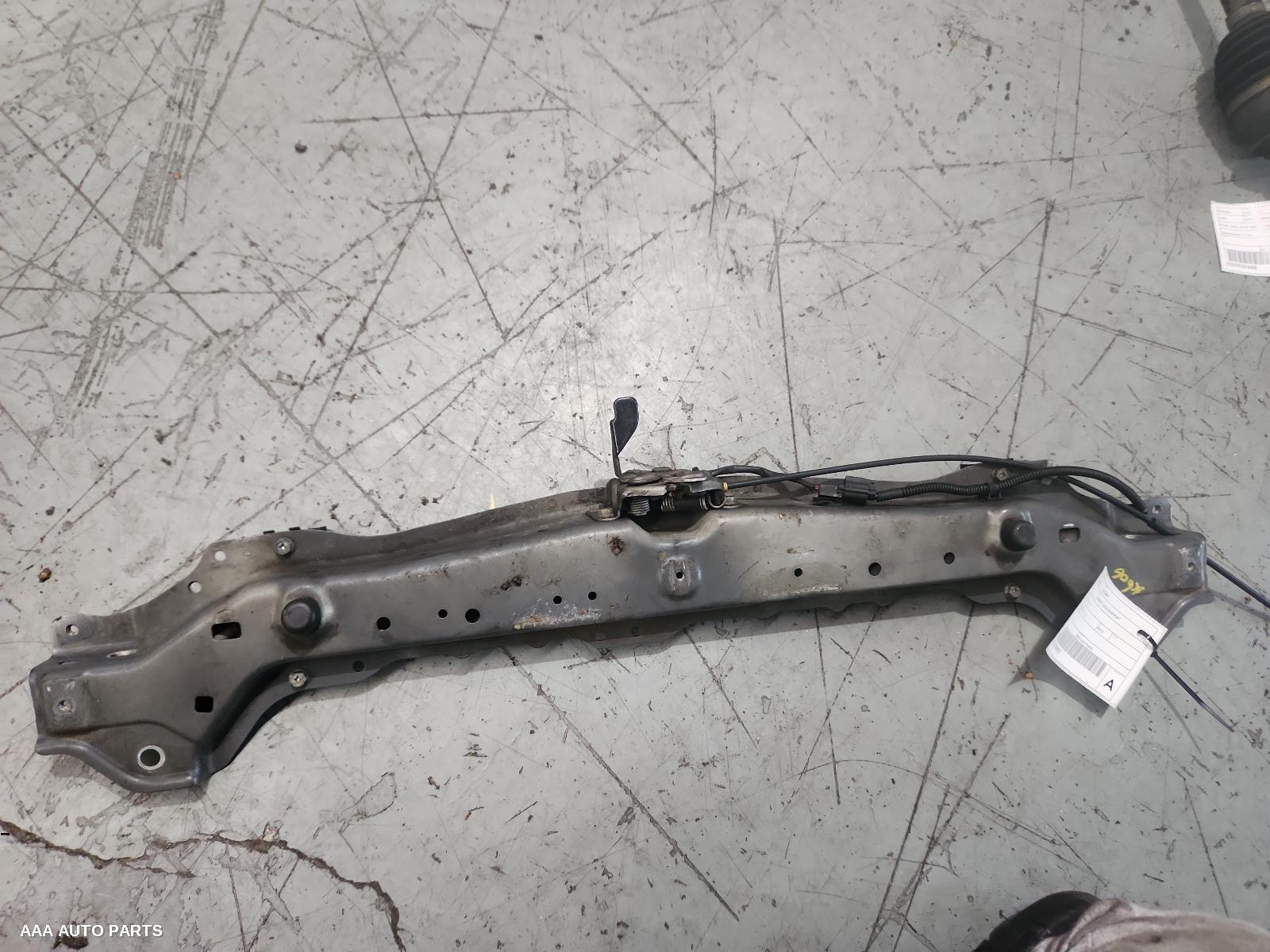 Bonnet Lock/Support SUZUKI KIZASHI 2010 (00000606)