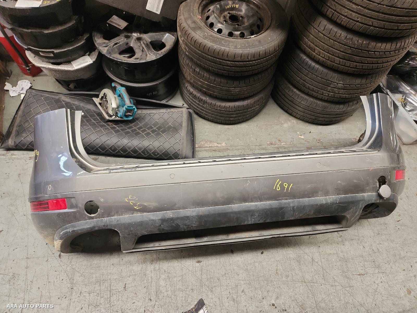 Rear Bumper VOLKSWAGEN TOUAREG 2012 (00001691)